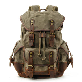 Zaino Uomo Casual in Tela e Pelle – Grande Capacità per Viaggi, Scuola e Attività Outdoor