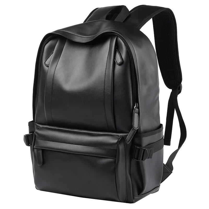 Zaino Uomo in Cuoio Resistente all’Acqua con Porta USB – Per Laptop 14 Pollici e Viaggi