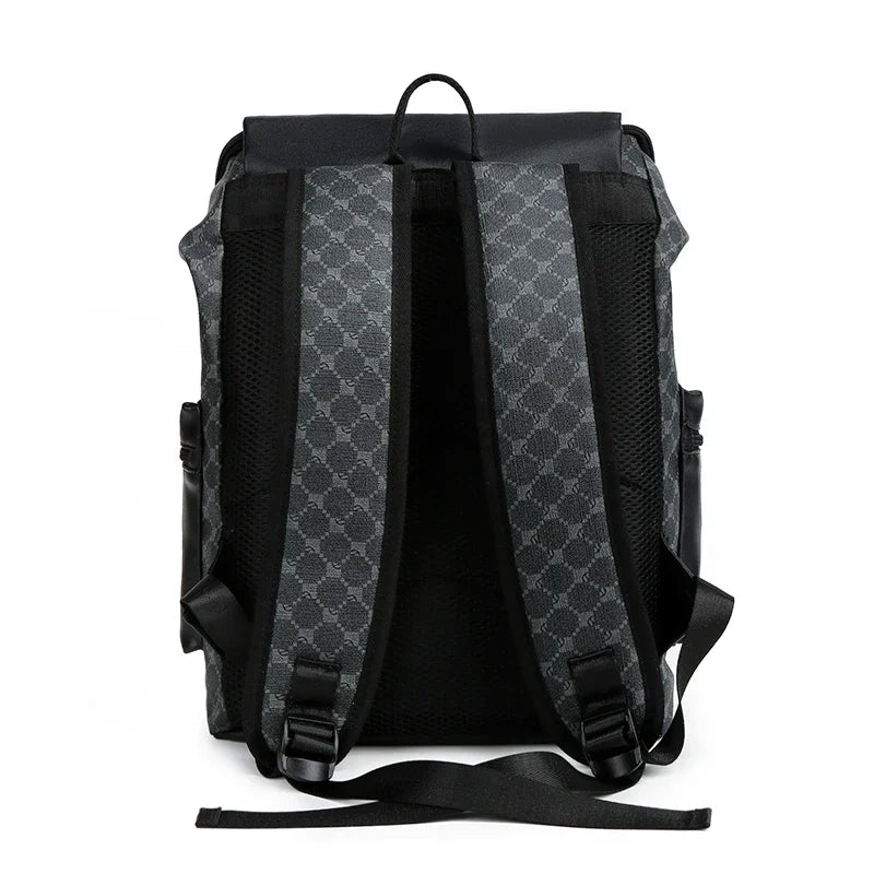 Zaino Uomo in Pelle con Design Ispirato allo Squalo – Grande Capacità per Studenti e Viaggiatori