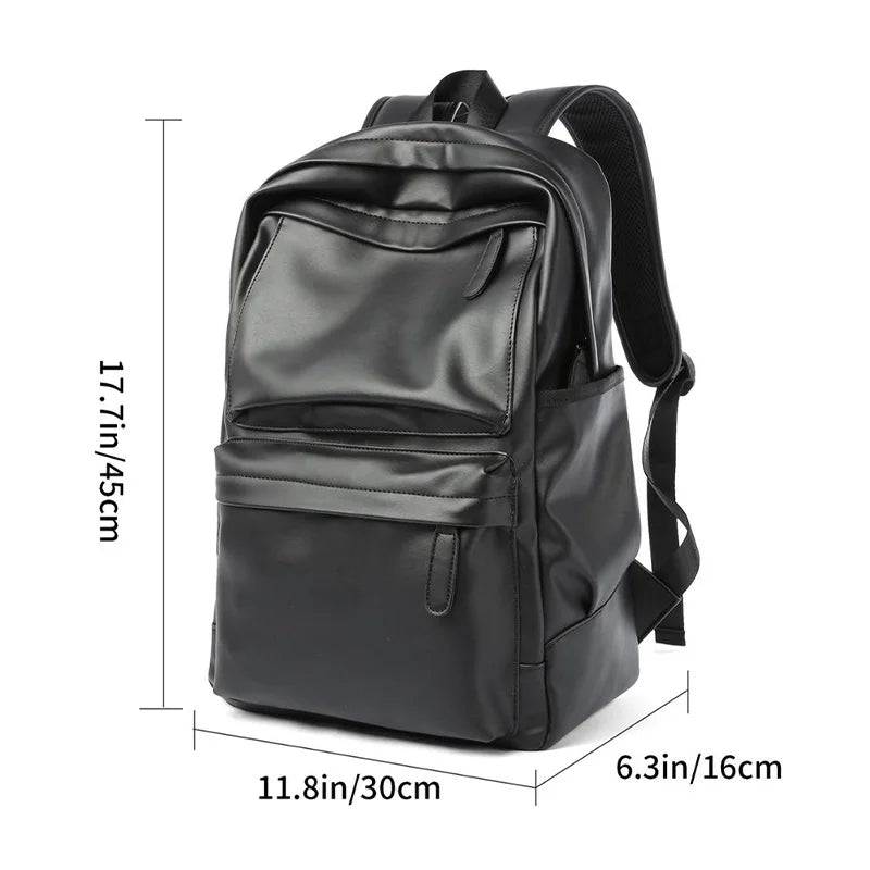Zaino Uomo in Cuoio Impermeabile con Porta USB – Perfetto per Laptop 14” e Viaggi Casual